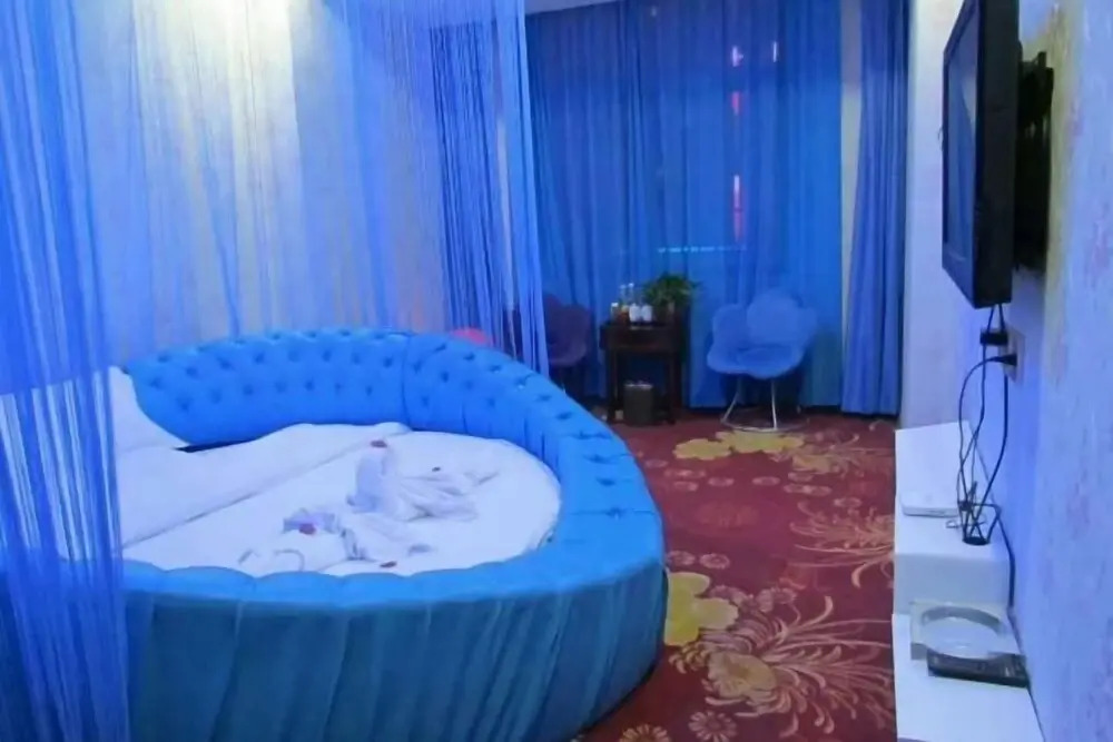 Вэйнань: Haqi Light Hotel (Weinan Shaoguan Jewelry City)