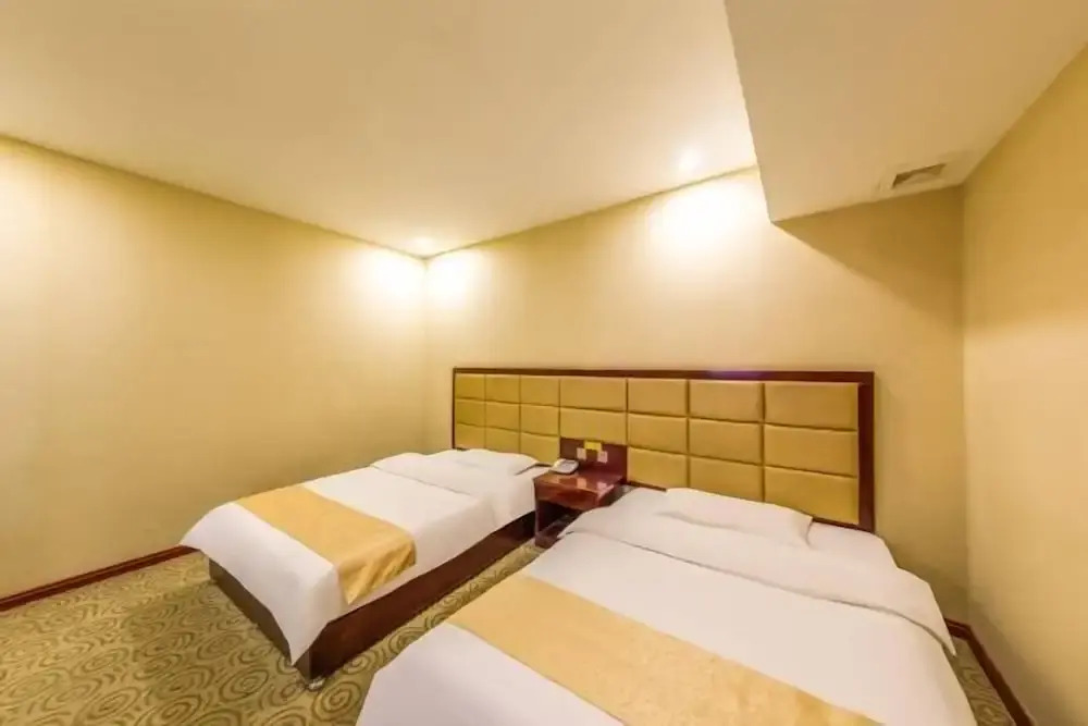 Вэйнань: Haqi Light Hotel (Weinan Shaoguan Jewelry City)