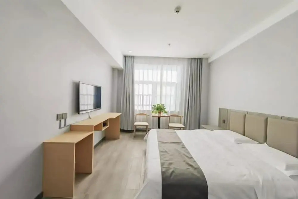 Вэйнань: Haqi Light Hotel (Weinan Shaoguan Jewelry City)