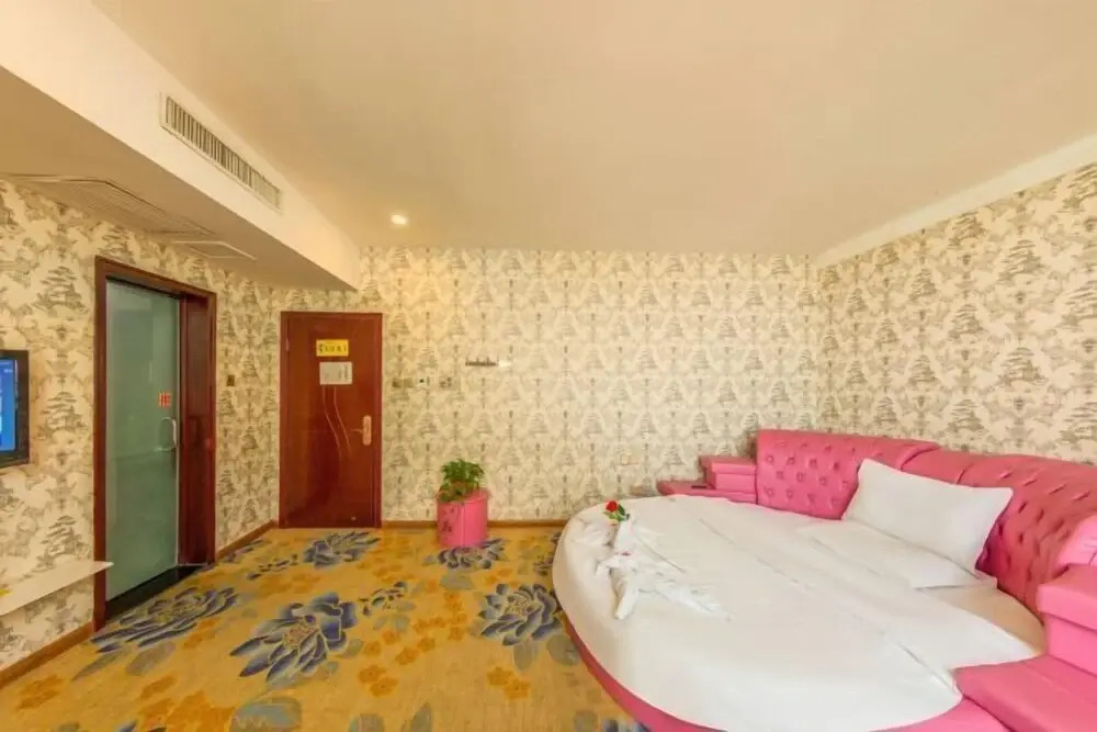 Вэйнань: Haqi Light Hotel (Weinan Shaoguan Jewelry City)
