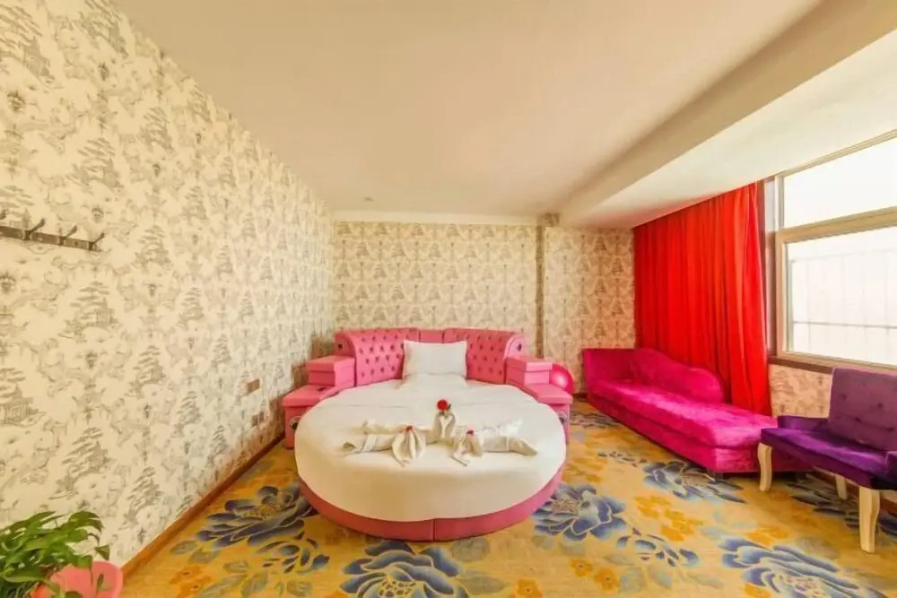 Вэйнань: Haqi Light Hotel (Weinan Shaoguan Jewelry City)
