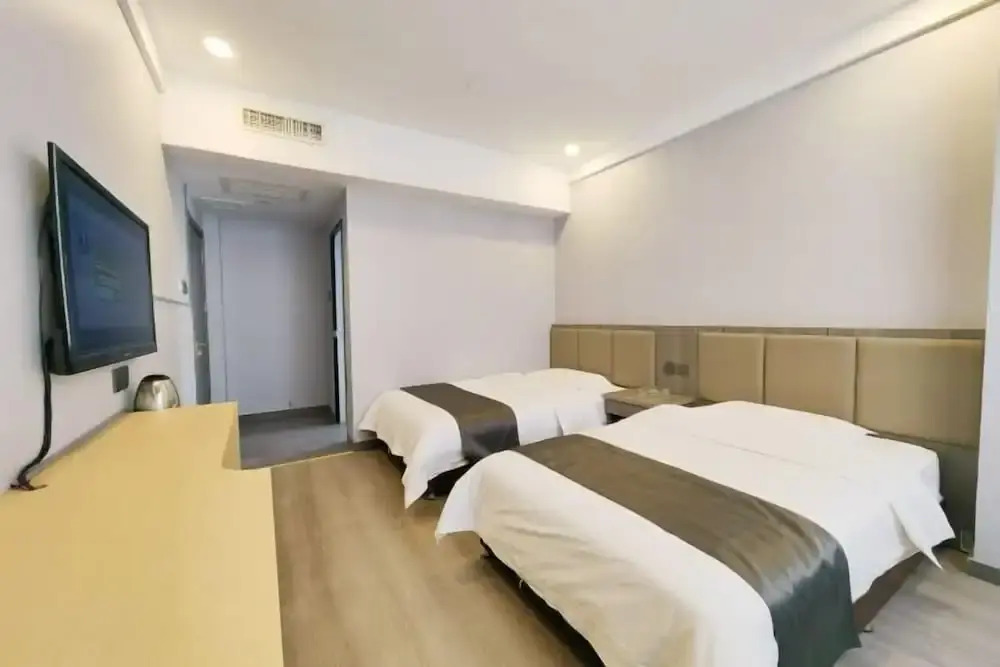 Вэйнань: Haqi Light Hotel (Weinan Shaoguan Jewelry City)