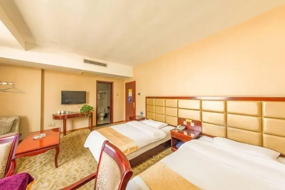 Вэйнань: Haqi Light Hotel (Weinan Shaoguan Jewelry City)