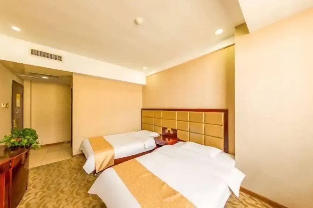 Вэйнань: Haqi Light Hotel (Weinan Shaoguan Jewelry City)