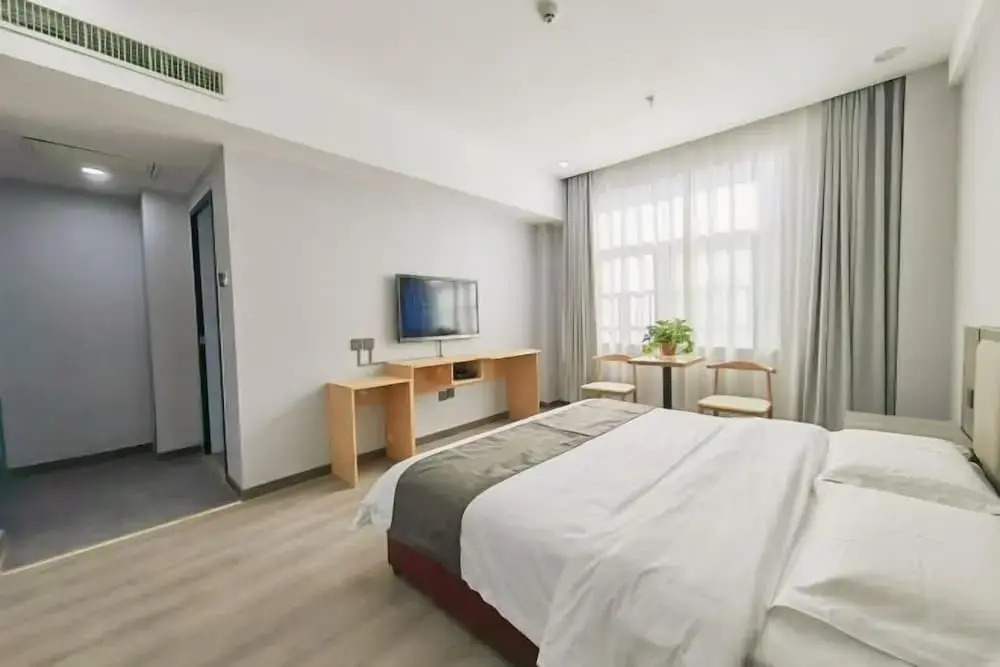 Вэйнань: Haqi Light Hotel (Weinan Shaoguan Jewelry City)