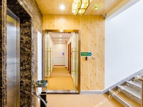 Фучжоу: Long lok airport luxury hotel