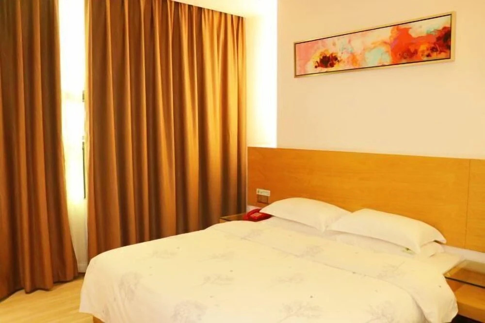 Чжаоцин: Young Trees Fashion Hotel
