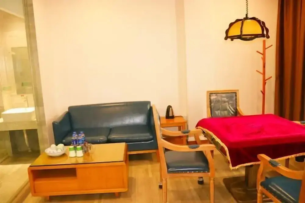 Чжаоцин: Young Trees Fashion Hotel
