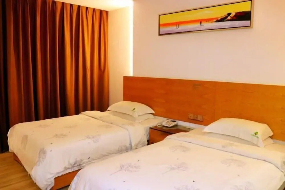 Чжаоцин: Young Trees Fashion Hotel