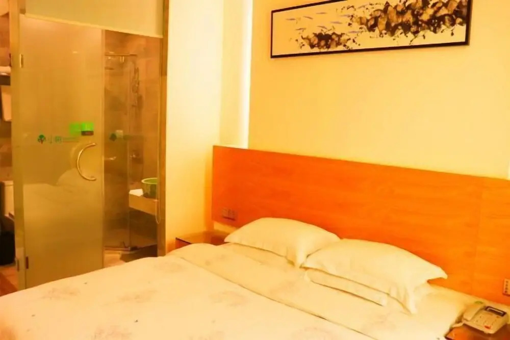 Чжаоцин: Young Trees Fashion Hotel