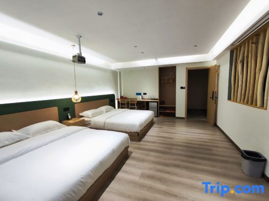 Ичан: Lanyu Inn (Yichang Three Gorges Dam)