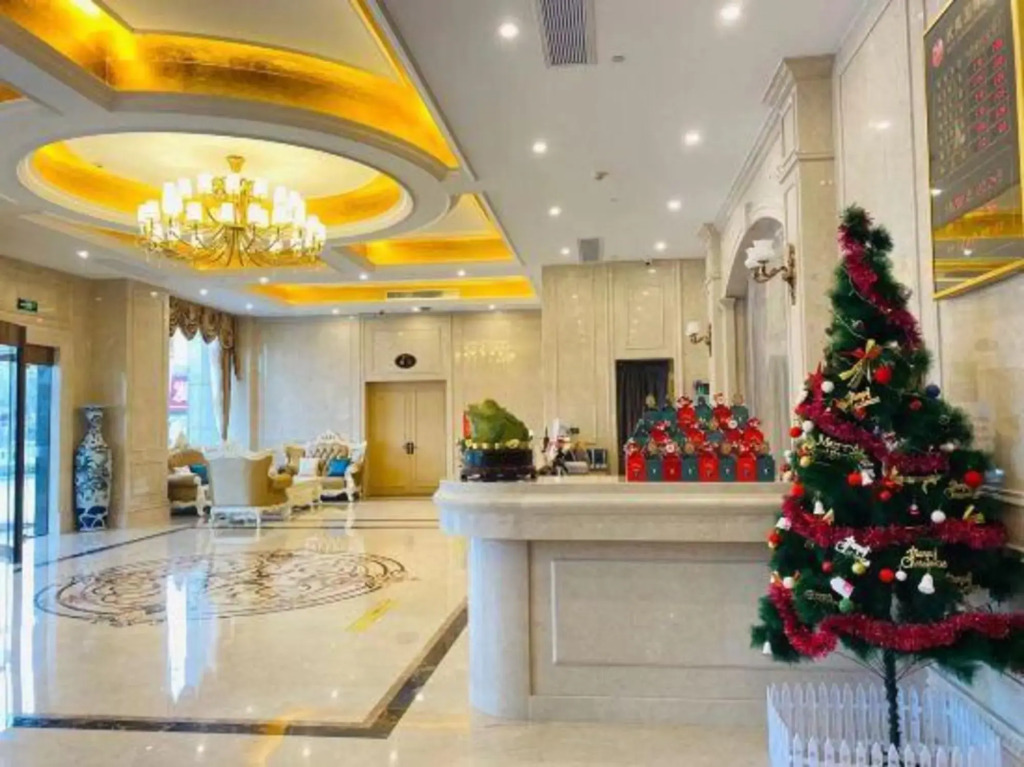 Чжэньцзян: Wuyi International Hotel