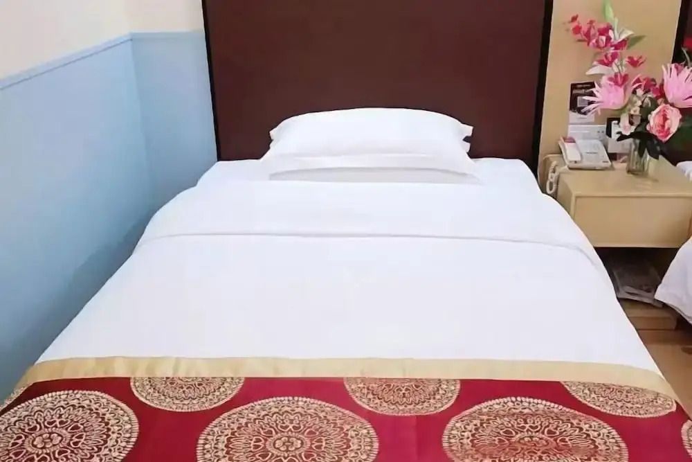 Луань: Home Inn Huaxuan Collection (Lu'an High-speed Railway Station)