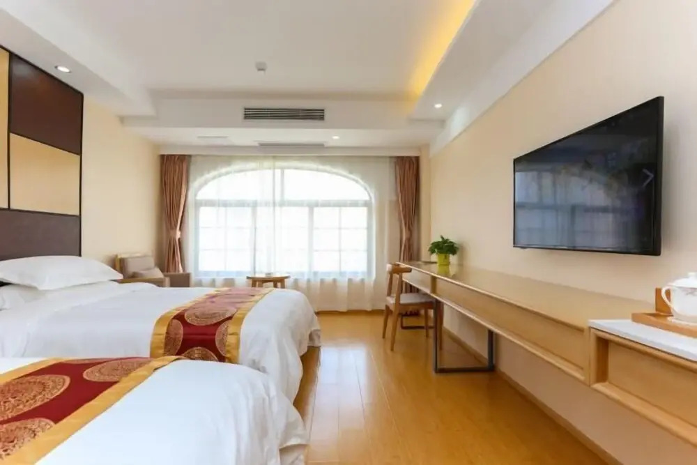 Луань: Home Inn Huaxuan Collection (Lu'an High-speed Railway Station)