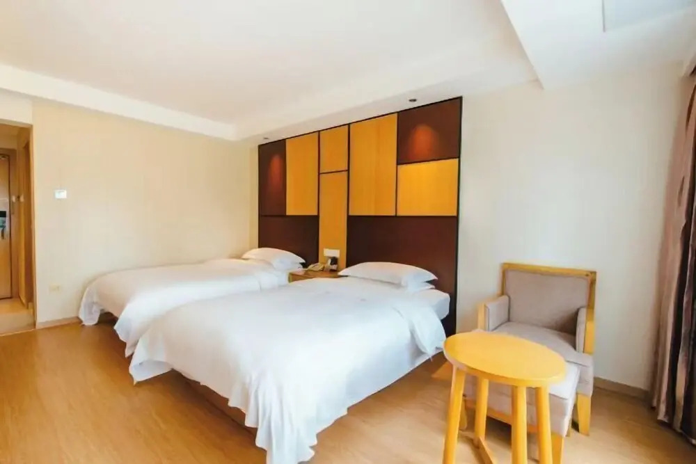 Луань: Home Inn Huaxuan Collection (Lu'an High-speed Railway Station)