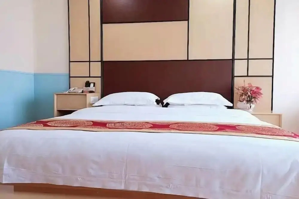 Луань: Home Inn Huaxuan Collection (Lu'an High-speed Railway Station)