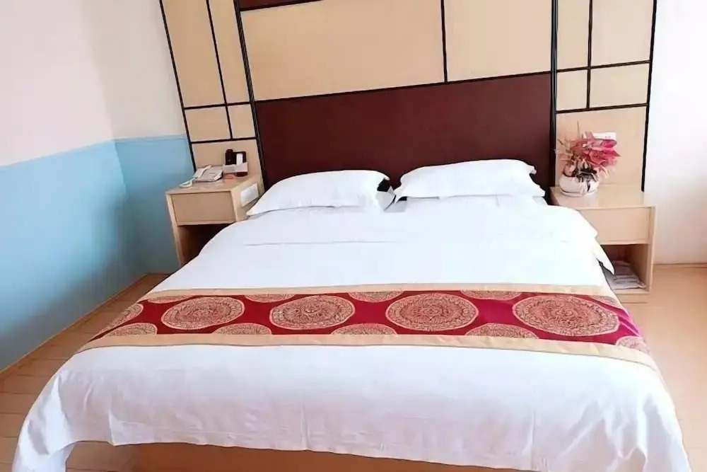 Луань: Home Inn Huaxuan Collection (Lu'an High-speed Railway Station)