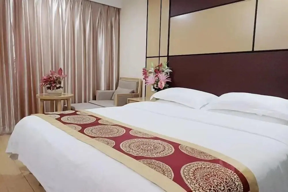 Луань: Home Inn Huaxuan Collection (Lu'an High-speed Railway Station)