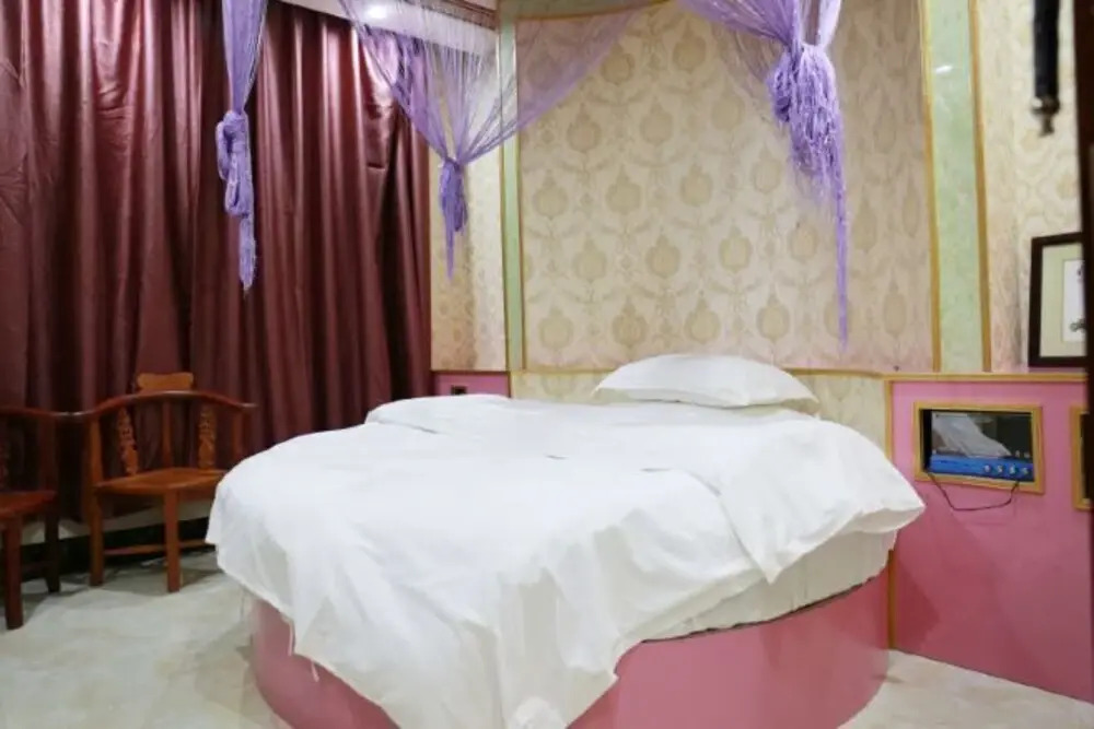Чунцзо: Pingxiang IKEA Hotel Apartment