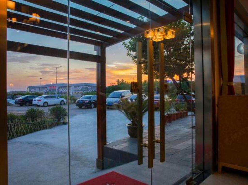 Хуаншань: First Met Hotel