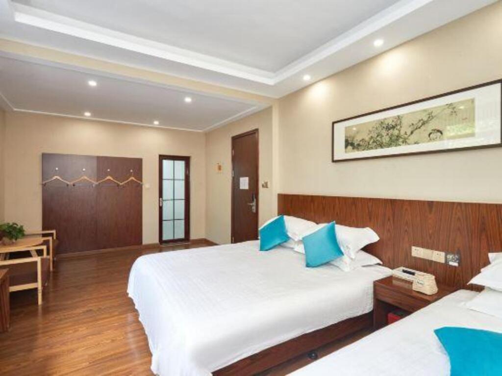 Хуаншань: First Met Hotel