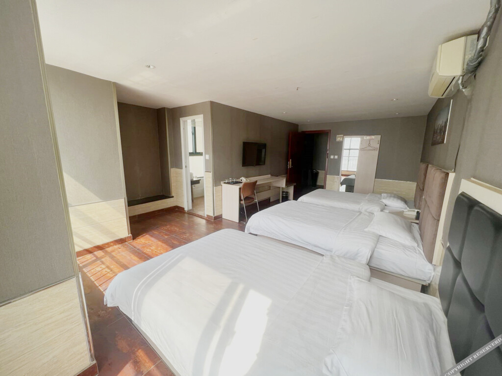 Чжэнчжоу: Zhengzhou Jinhan Business Hotel (Zhengzhou Forest Park Branch)