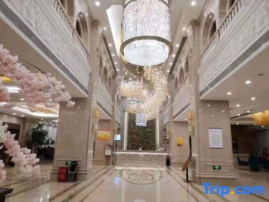 Луань: Kela International Hotel