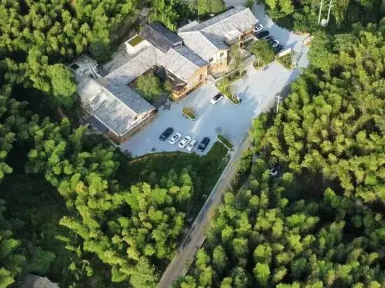 Ибинь: Shunan Zhuhai Xiuzhu Pingzhuang Residence