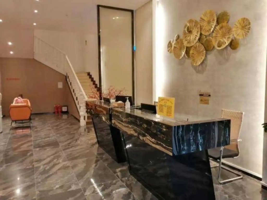 Линшань: Huanyu Prestige Hotel (Lingshan People's Hospital)