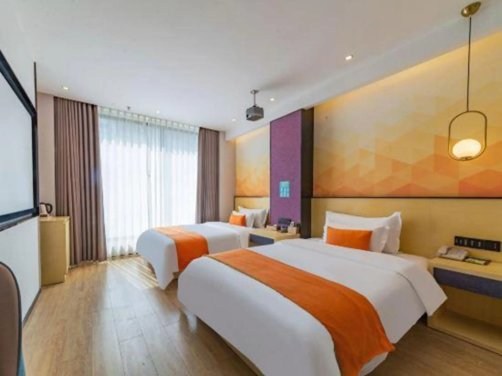 Линшань: Huanyu Prestige Hotel (Lingshan People's Hospital)