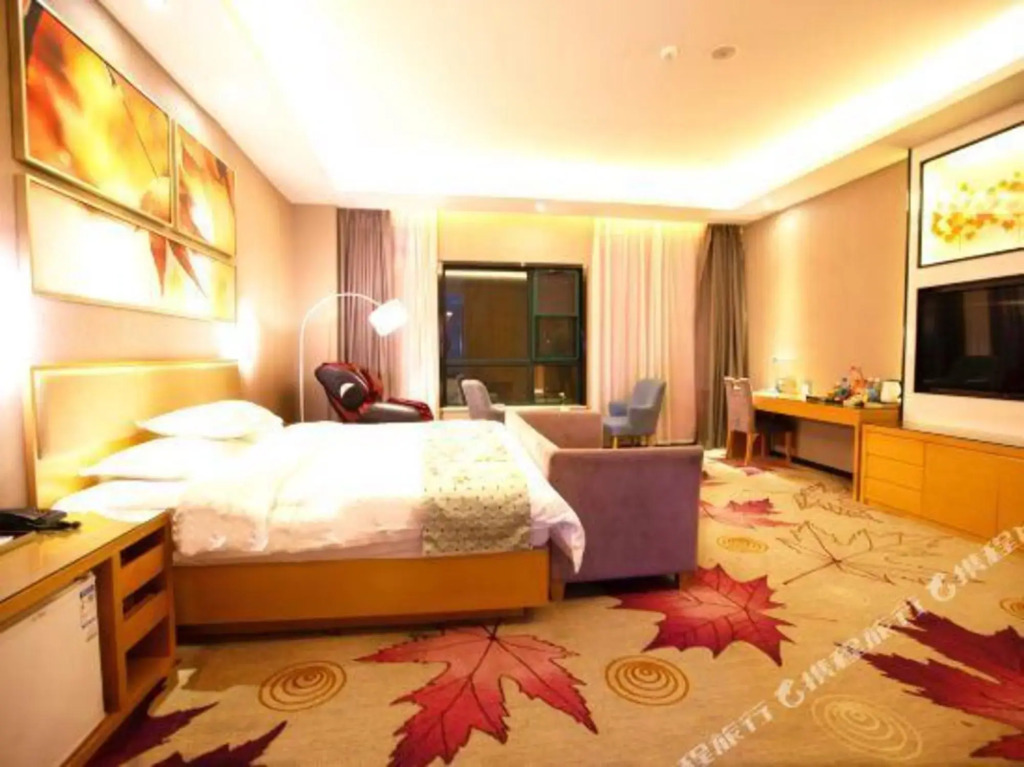 Чжэнчжоу: Qingfeng Bailu Hotel (Zhengzhou Erqi Wanda Plaza)