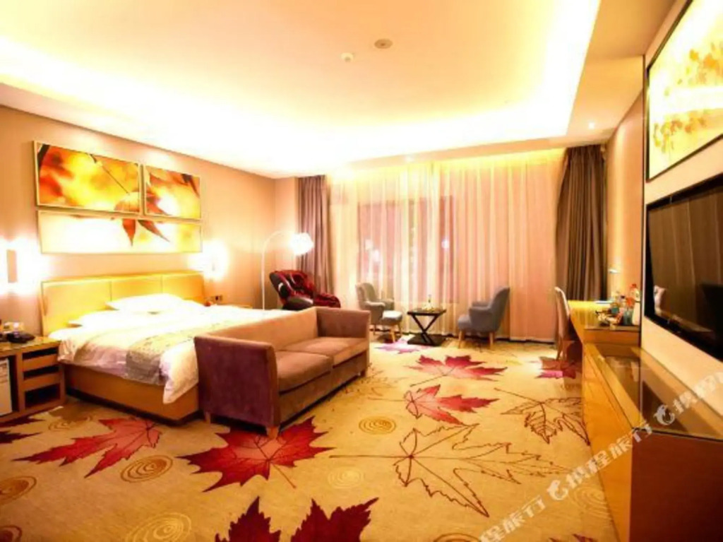 Чжэнчжоу: Qingfeng Bailu Hotel (Zhengzhou Erqi Wanda Plaza)
