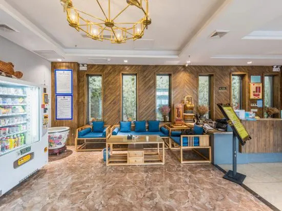 Баодин: Buyue Hotel