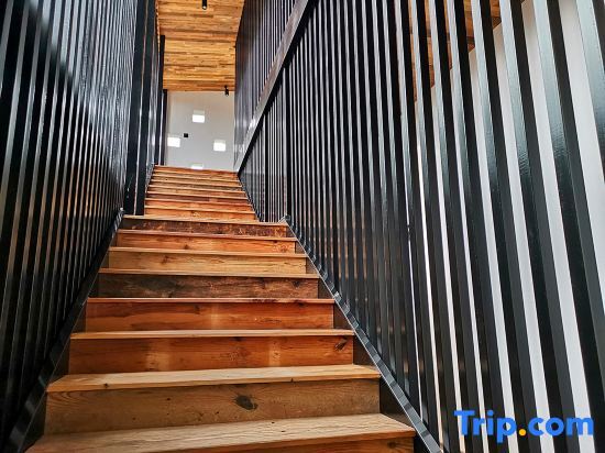 Лишуй: February Yuanxiang Hostel