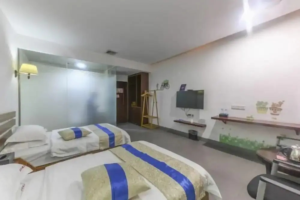Фошань: Hongli Business Hotel