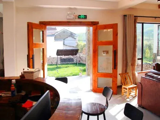 Хучжоу: Stream Banks Private Hostel