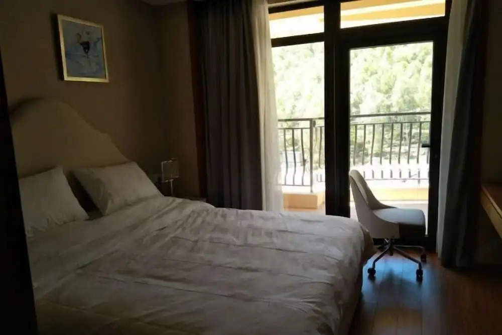 Чжанцзякоу: Xianju Apartment