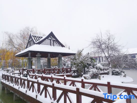 Ухань: Pujin Hotel (Wuhan High Speed Railway Station Happy Valley Branch)