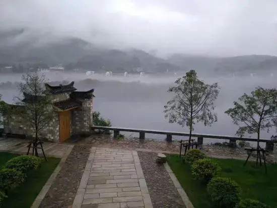 Хуаншань: Jiangjunfu Hotel