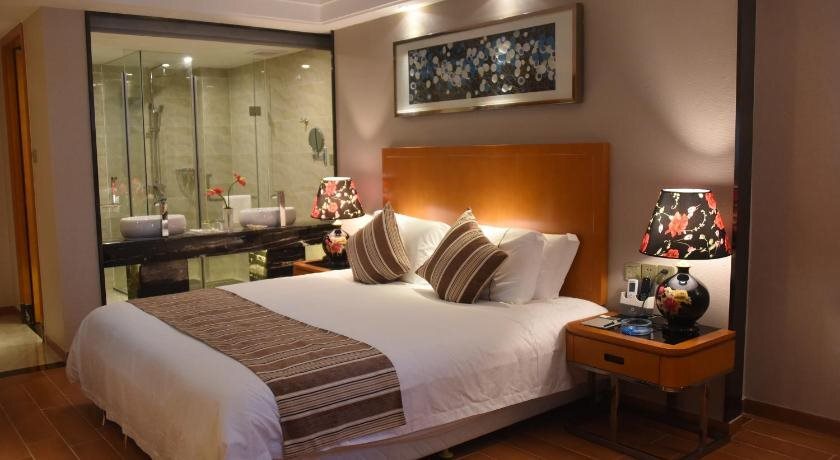 Цюнхай: Qionghai Xiangshang Aihua Hotel