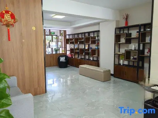 Янгиианг: JT Homestay