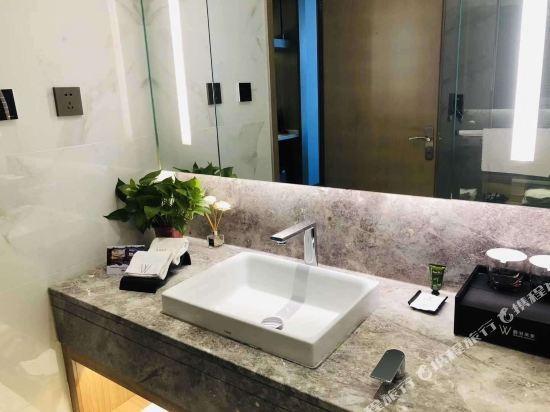 Чжэнчжоу: Xinzheng Junhe Hotel