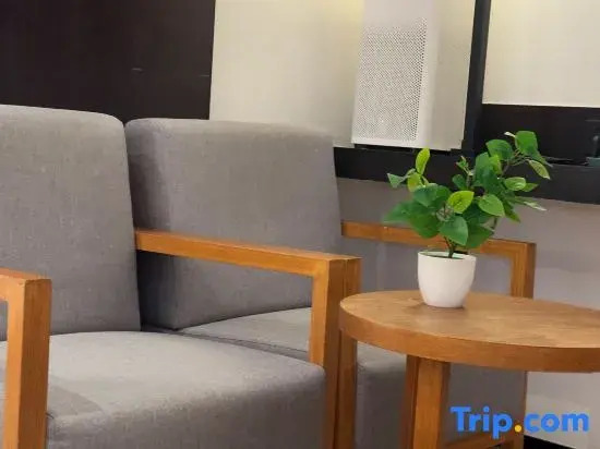 Наньнин: Gerry Hotel (Nanning East Railway Station South Square)