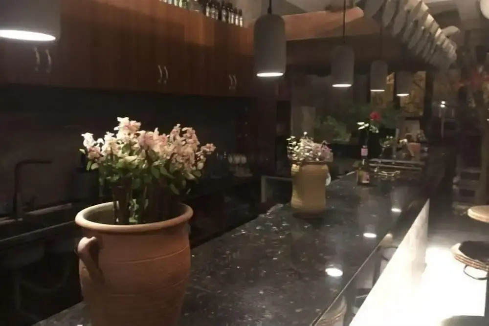 Юйси: Moyan Inn