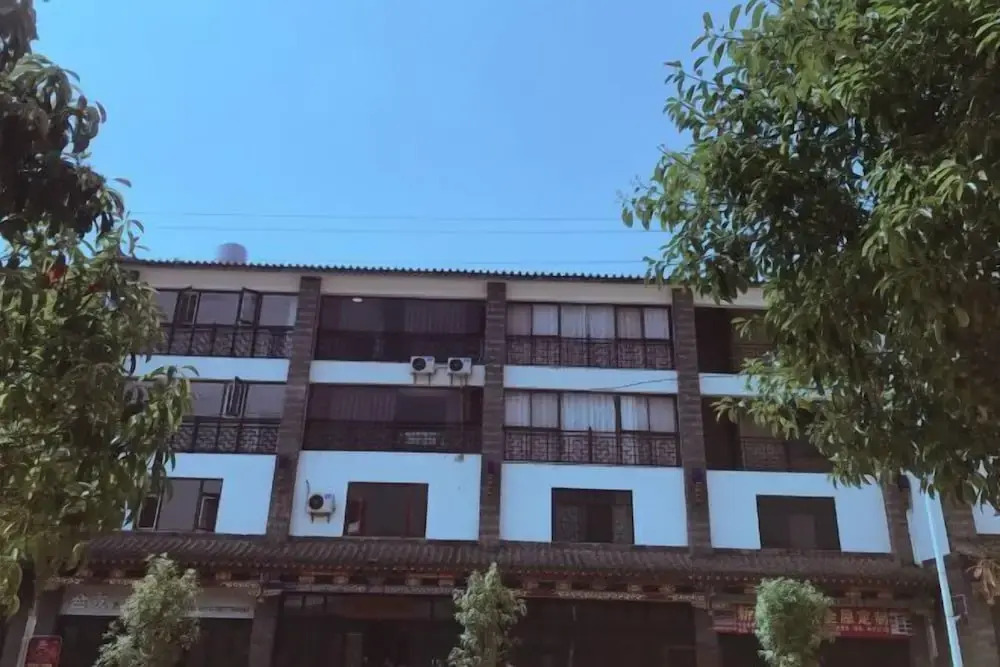 Юйси: Moyan Inn