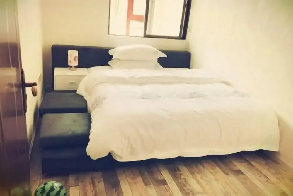 Юйси: Moyan Inn