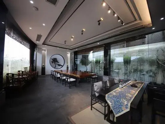 Цюнхай: Ruiyuan Boutique Design Holiday Hostel