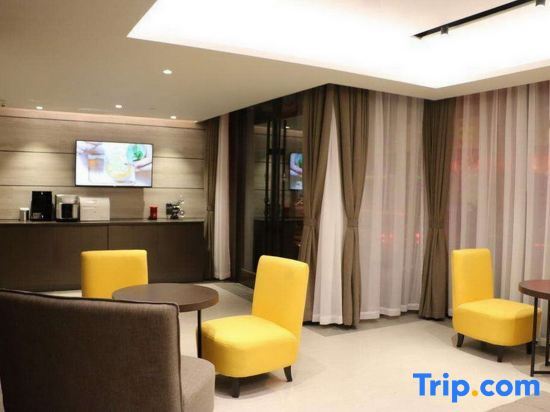 Хойчжоу: Tiehai Seaview Holiday Apartment