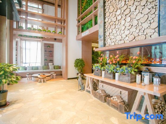 Чанчунь: Changchun Lanhai Tangquan Business Hotel
