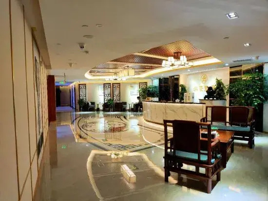 Чжаотун: Zhouhao Holiday Hotel
